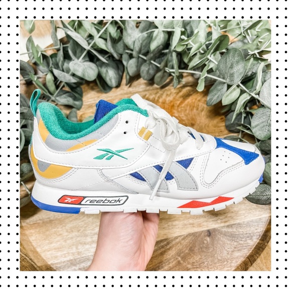 Reebok Other - Reebok - Classic Leather Running Sneakers 4Y